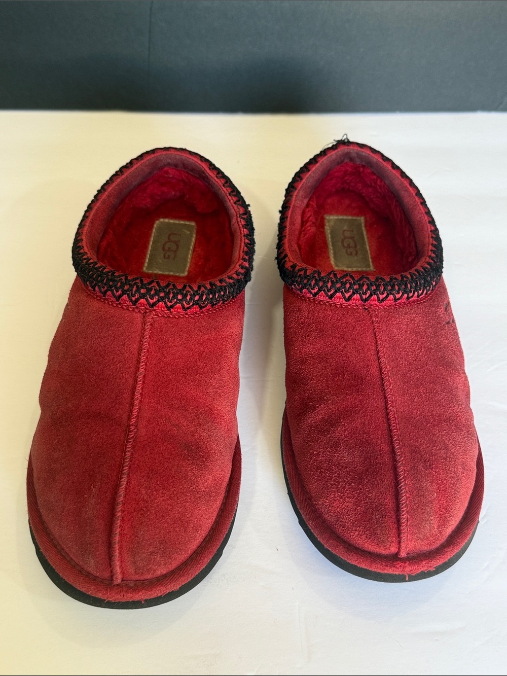 UGG Tasman slip on slippers for women’s sz 8